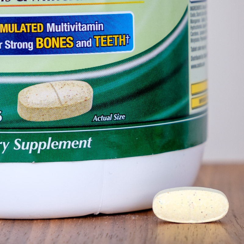 REVW6350 Kirkland Signature Close-up for Multivitamins