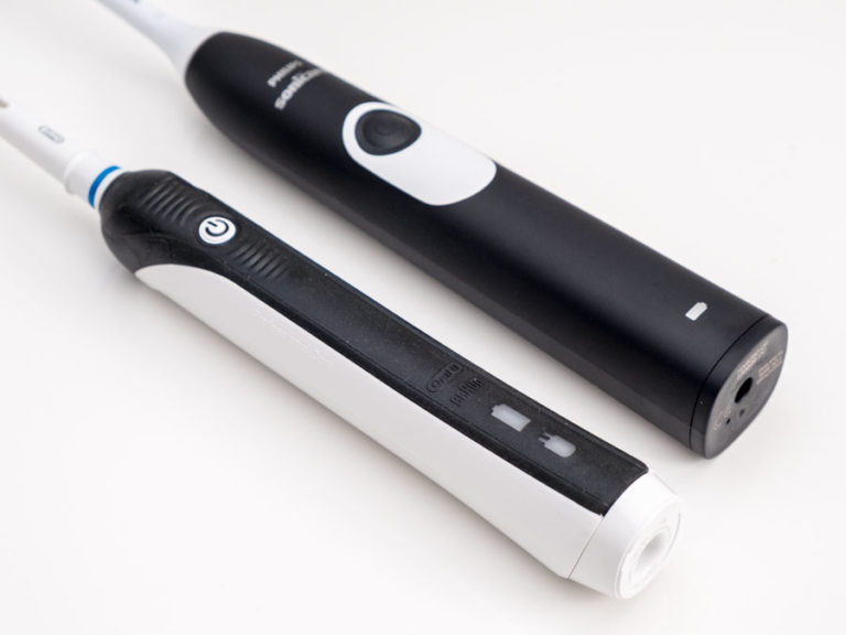 REVW4483 Oral-B handle for Electric Toothbrush