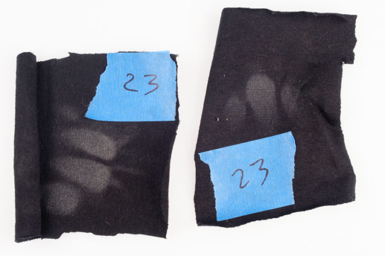REVW6438 Kat Von D Powder Test for Foundation