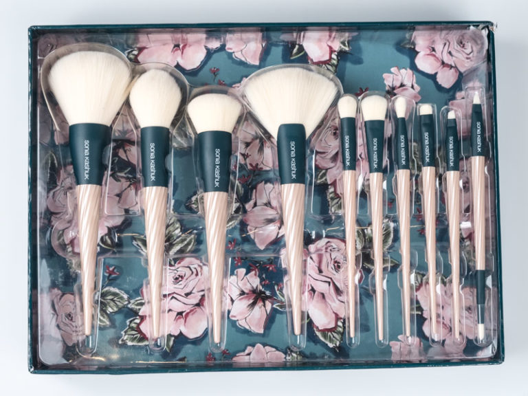 Sonia Kashuk gift for Makeup Brushes