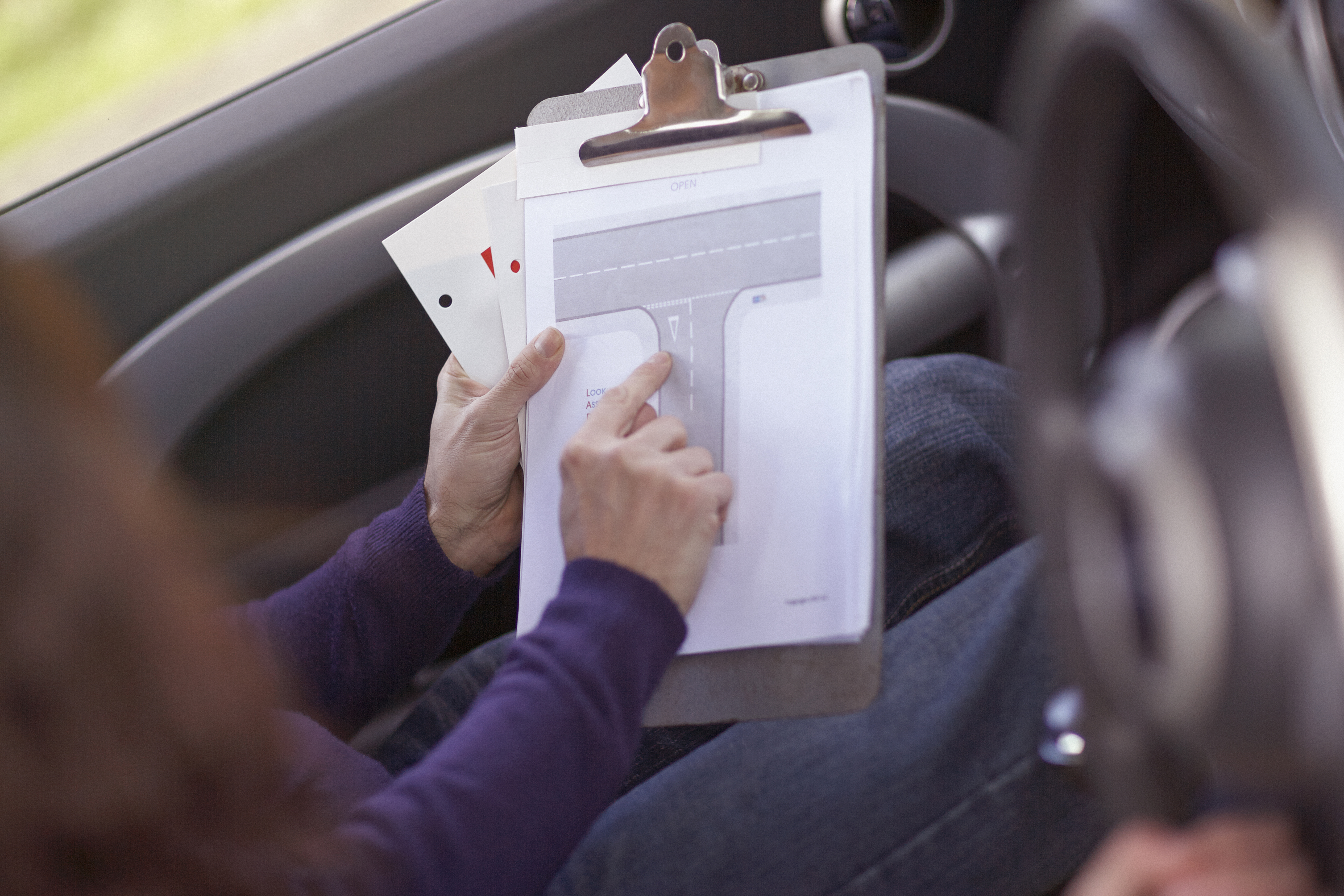How To Find The Best Driving School Reviews How To Find The Best Driving School Reviews
