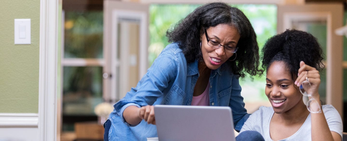 Guide to FAFSA, Deadlines, and Frequently Asked Questions | Reviews.com